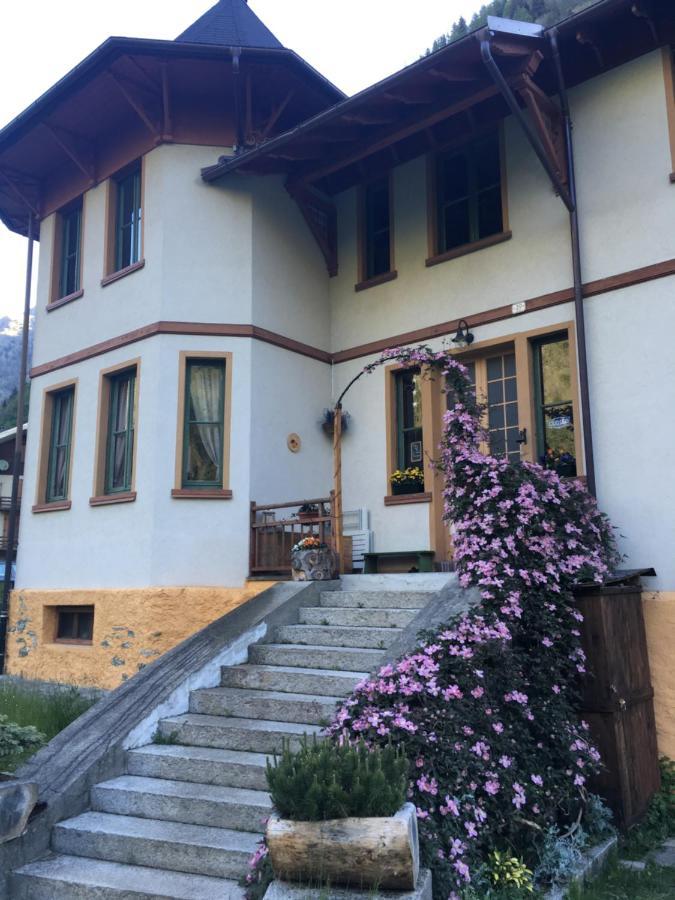 L'Aria Di Casa Panzió Alagna Valsesia Kültér fotó