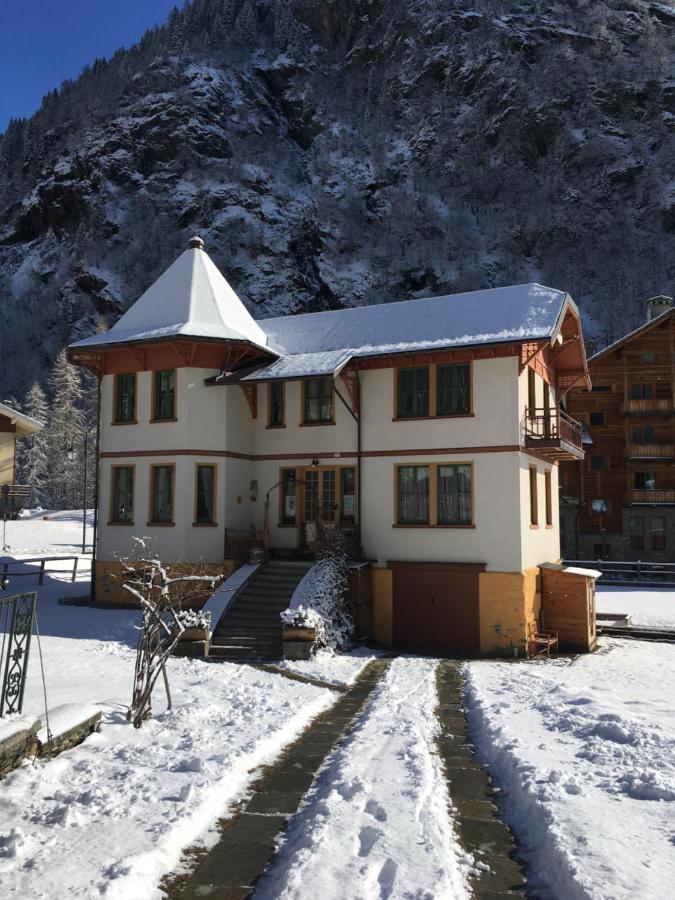 L'Aria Di Casa Panzió Alagna Valsesia Kültér fotó
