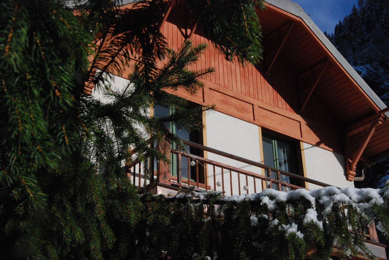 L'Aria Di Casa Panzió Alagna Valsesia Kültér fotó